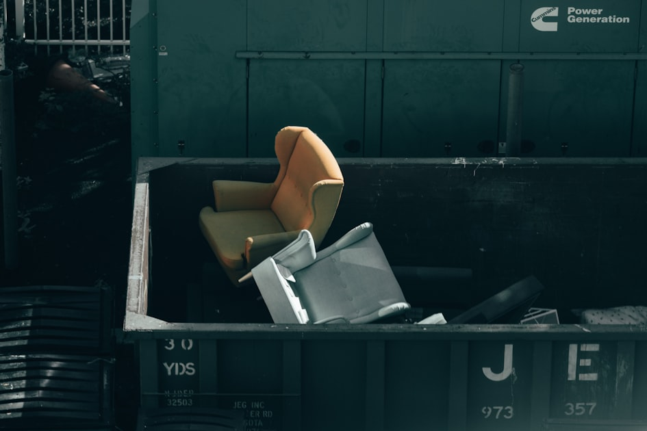 Why Choose Local Junk Removal Services?